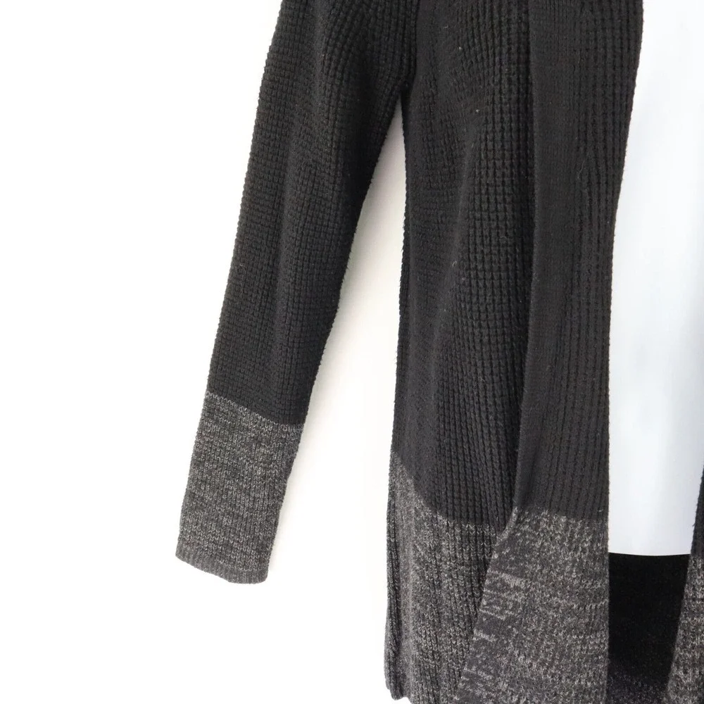 Daisy Fuentes Long Cardigan Sweater Open‎ Front Womens S Black Gray NYLON Blend